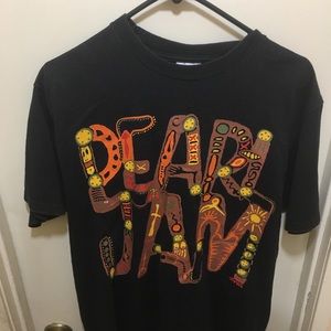 VINTAGE 90s PEARL JAM t-shirt- “RHINOS”